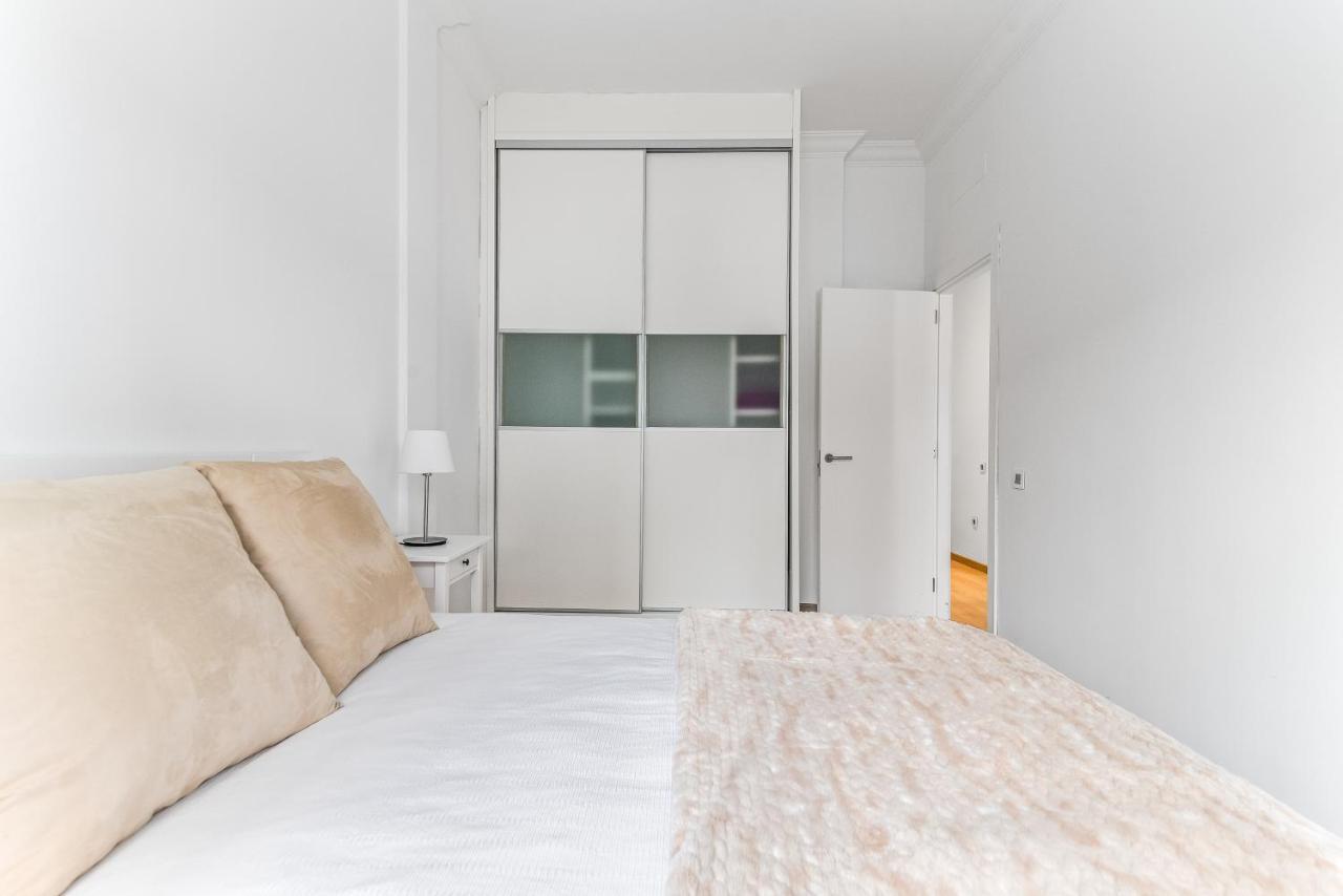 Home2Book Stylish Front Line Las Canteras Beach لاس بالماس دي غران كاناريا المظهر الخارجي الصورة