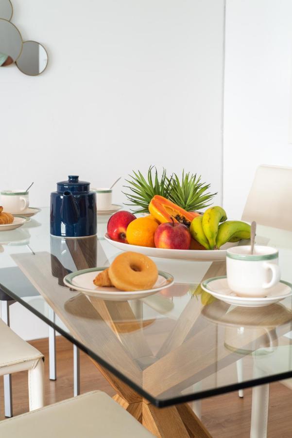 Home2Book Stylish Front Line Las Canteras Beach لاس بالماس دي غران كاناريا المظهر الخارجي الصورة